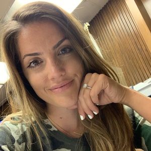 Meet your Posher, Karli